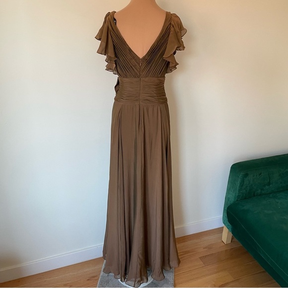 Tadashi Shoji Collection Brown Silk V-Neck Flutter Short Sleeve Pleated Gown 2 - Picture 3 of 10